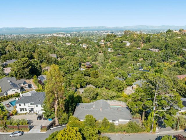 1407 Carlton Road, Hillsborough, CA 94010