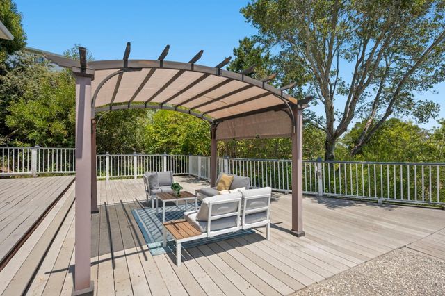 1407 Carlton Road, Hillsborough, CA 94010