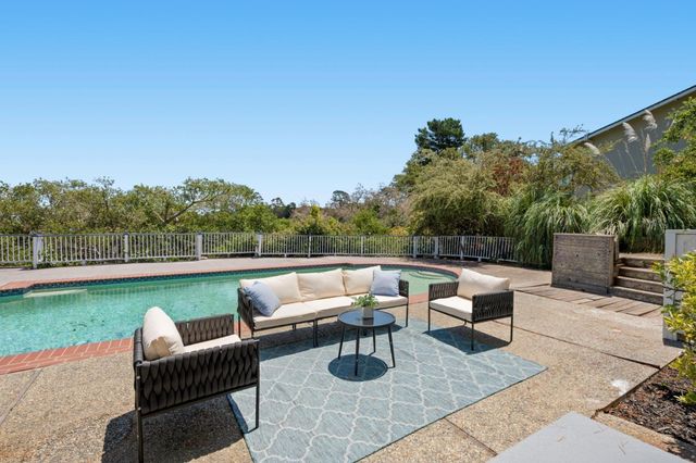 1407 Carlton Road, Hillsborough, CA 94010