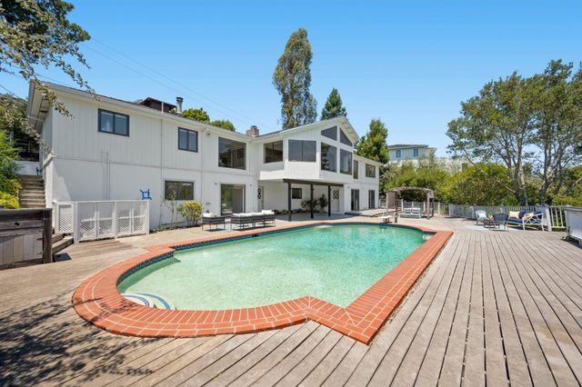 1407 Carlton Road, Hillsborough, CA 94010
