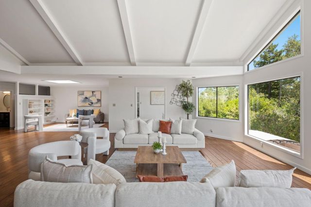 1407 Carlton Road, Hillsborough, CA 94010