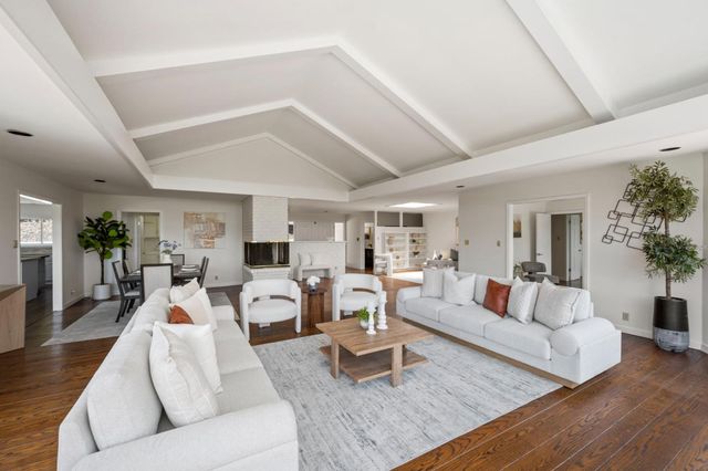 1407 Carlton Road, Hillsborough, CA 94010