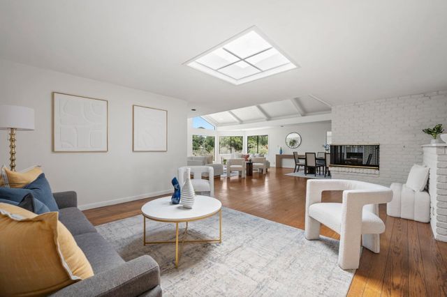 1407 Carlton Road, Hillsborough, CA 94010