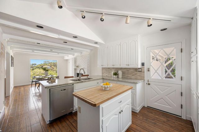1407 Carlton Road, Hillsborough, CA 94010