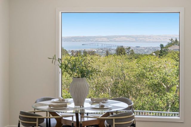 1407 Carlton Road, Hillsborough, CA 94010