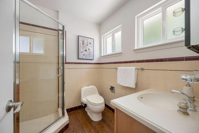 1407 Carlton Road, Hillsborough, CA 94010