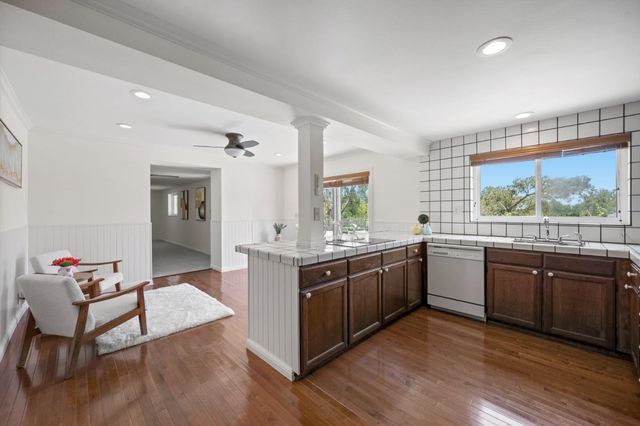 1407 Carlton Road, Hillsborough, CA 94010