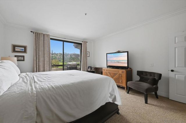 5875 Friars Rd 4408, San Diego, CA 92110