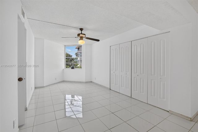1931 Sabal Palm Drive 203, Davie, FL 33324