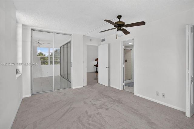 1931 Sabal Palm Drive 203, Davie, FL 33324