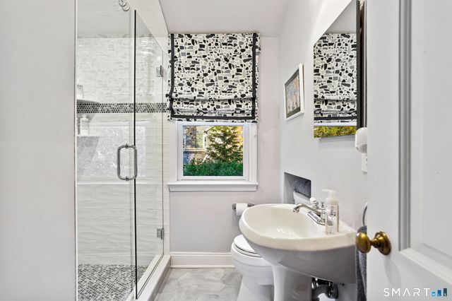 184 Rosemere Avenue, Fairfield, CT 06825