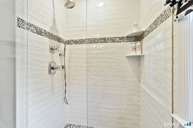 184 Rosemere Avenue, Fairfield, CT 06825