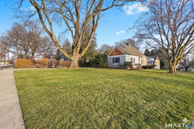 184 Rosemere Avenue, Fairfield, CT 06825