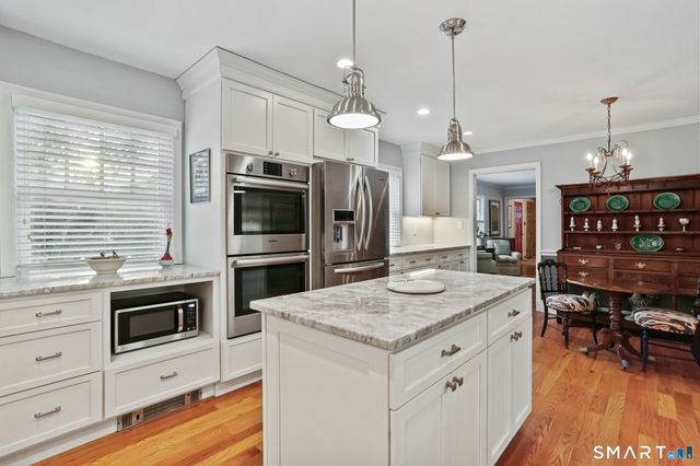 184 Rosemere Avenue, Fairfield, CT 06825