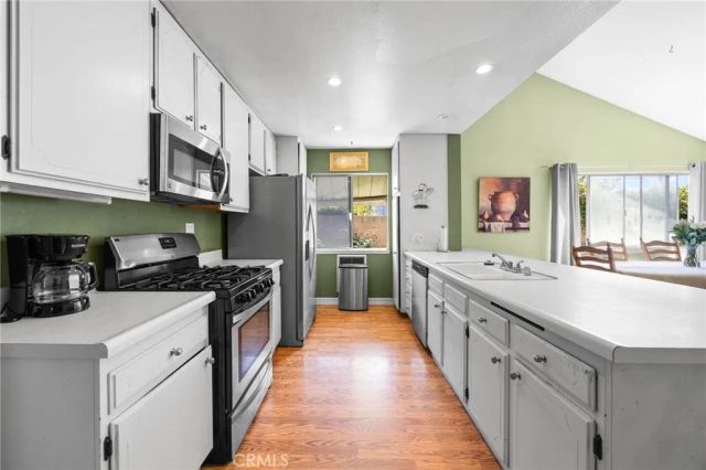 1130 E 21st, Santa Ana, CA 92705