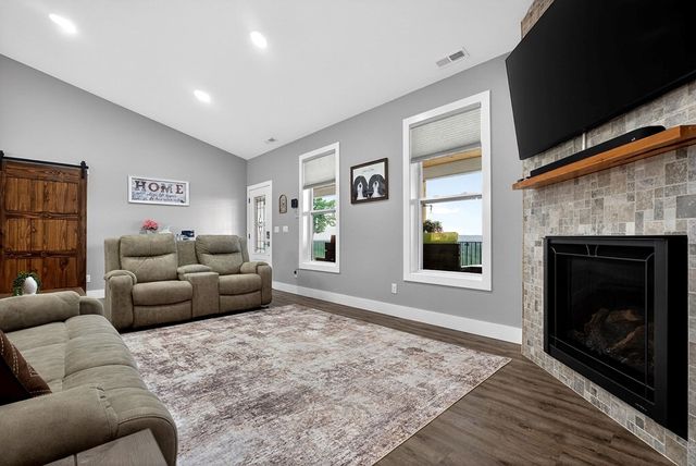 1005 Bethlehem Ests, Rickman, TN 38580