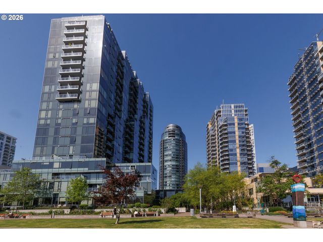 841 S GAINES St, Portland, OR 97239