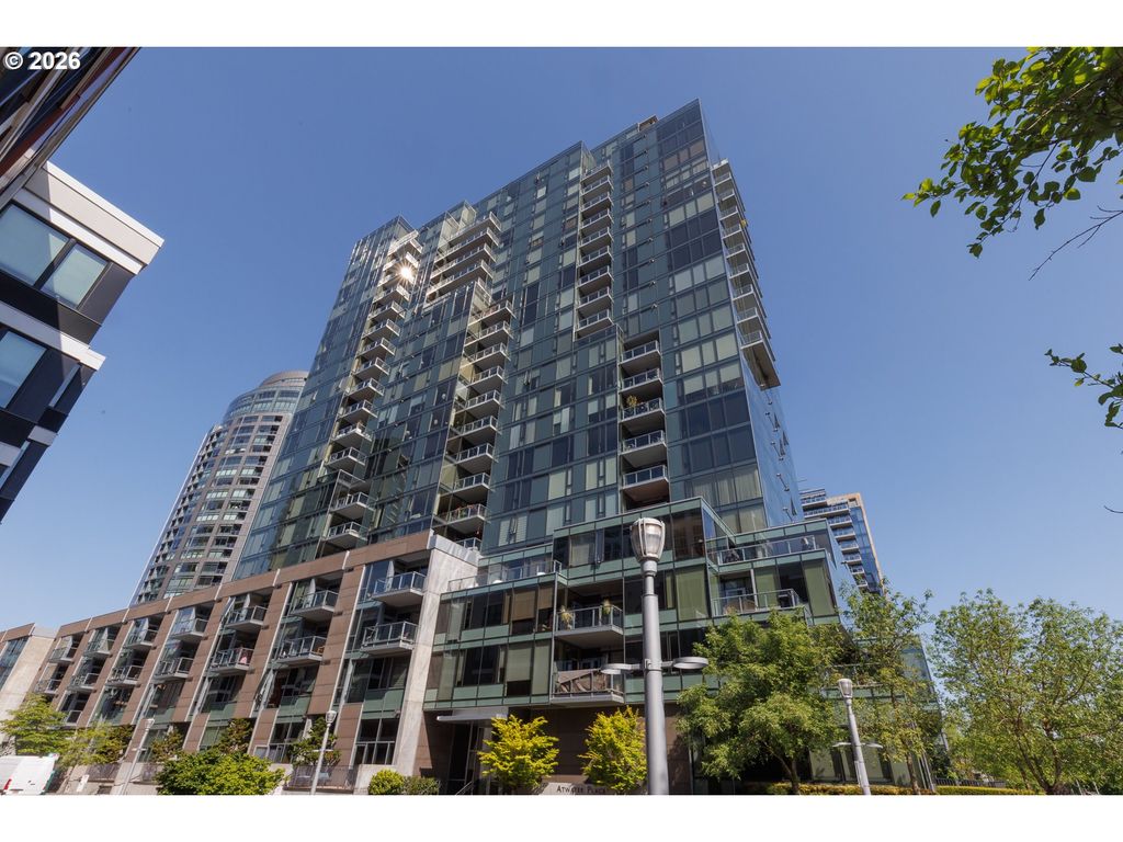 841 S GAINES St, Portland, OR 97239