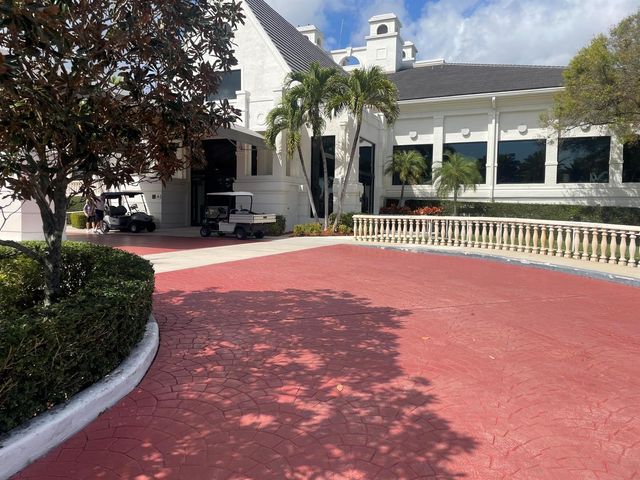 17275 Ventana Drive, Boca Raton, FL 33487