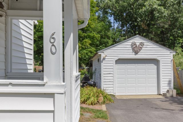 60 Mountain Road, Concord, NH 03301