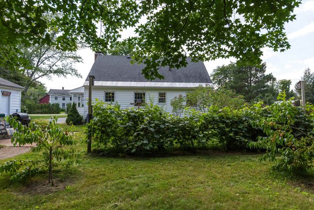 60 Mountain Road, Concord, NH 03301