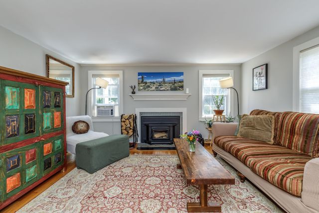 60 Mountain Road, Concord, NH 03301