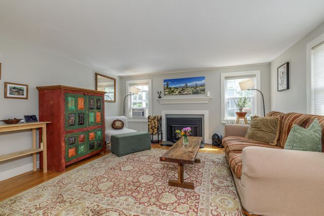 60 Mountain Road, Concord, NH 03301
