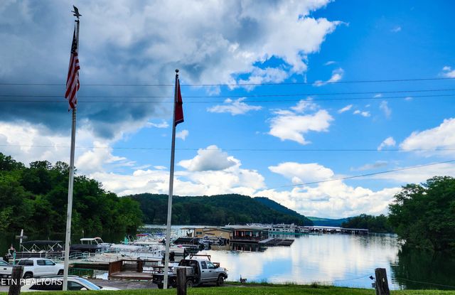 164 Dogwood Tr, Maynardville, TN 37807