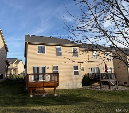 615 Country Heights Drive, Lake St Louis, MO 63367