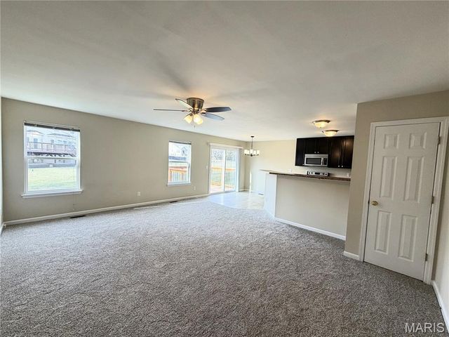 615 Country Heights Drive, Lake St Louis, MO 63367