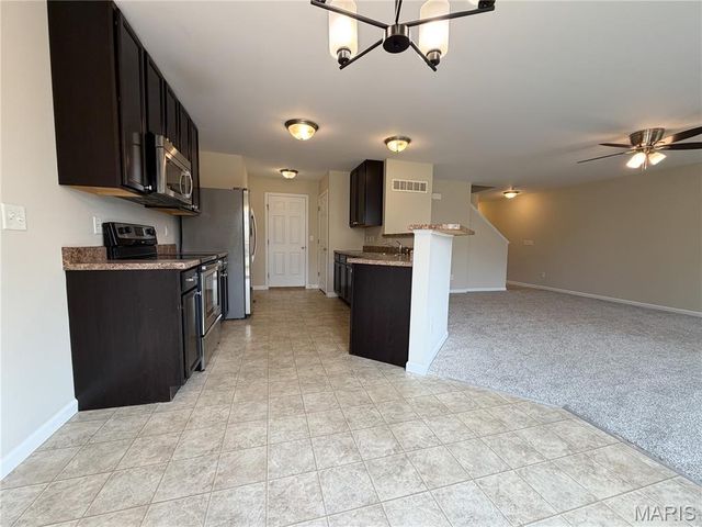 615 Country Heights Drive, Lake St Louis, MO 63367