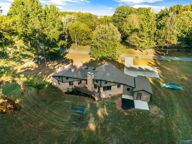 186 Dawn Drive, Toney, AL 35773