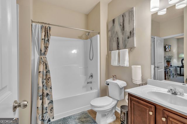 1293 Heartwood Avenue, Mcdonough, GA 30253