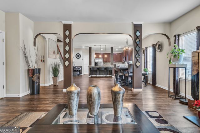 1293 Heartwood Avenue, Mcdonough, GA 30253