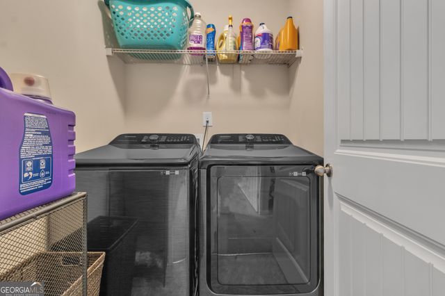 1293 Heartwood Avenue, Mcdonough, GA 30253