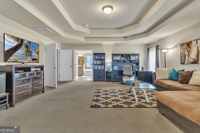 1293 Heartwood Avenue, Mcdonough, GA 30253