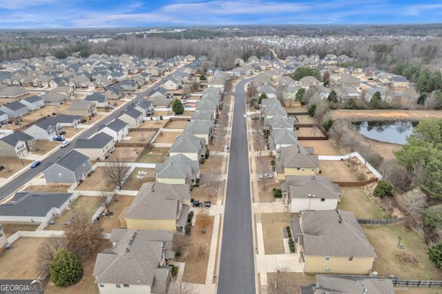 1293 Heartwood Avenue, Mcdonough, GA 30253