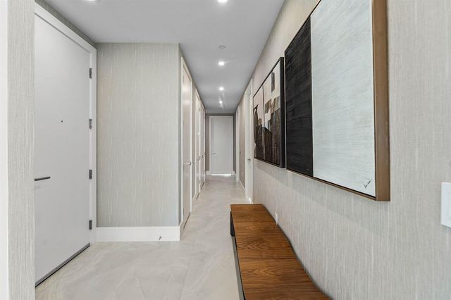 220 Lake Shore Drive 2123, Lake Park, FL 33403