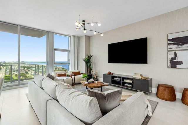 220 Lake Shore Drive 2123, Lake Park, FL 33403