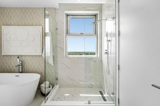 220 Lake Shore Drive 2123, Lake Park, FL 33403