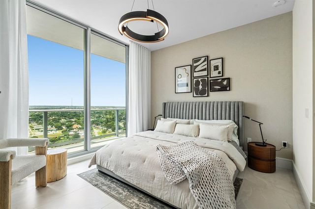 220 Lake Shore Drive 2123, Lake Park, FL 33403