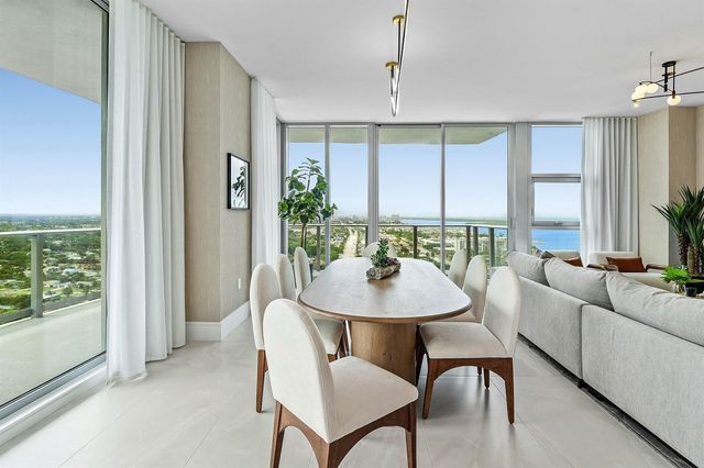 220 Lake Shore Drive 2123, Lake Park, FL 33403