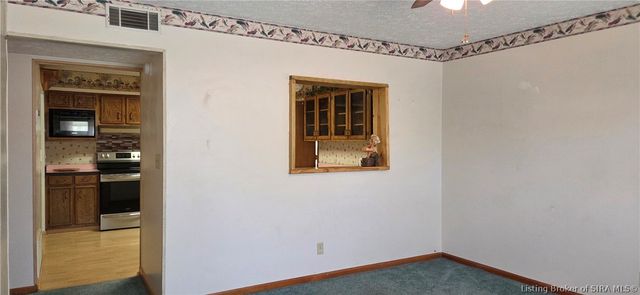 2205 Palmer Court, New Albany, IN 47150