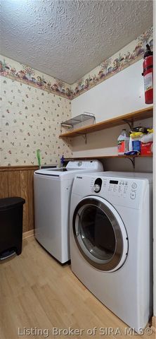 2205 Palmer Court, New Albany, IN 47150