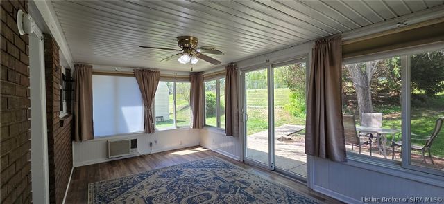 2205 Palmer Court, New Albany, IN 47150