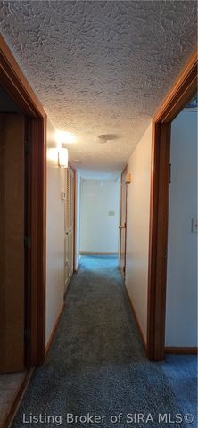 2205 Palmer Court, New Albany, IN 47150