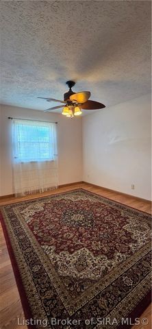 2205 Palmer Court, New Albany, IN 47150