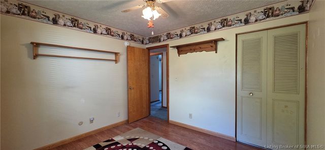 2205 Palmer Court, New Albany, IN 47150