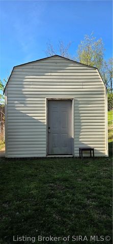 2205 Palmer Court, New Albany, IN 47150