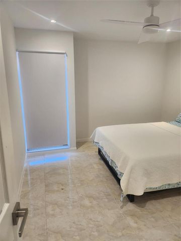 4160 Inverrary Drive 311, Lauderhill, FL 33319